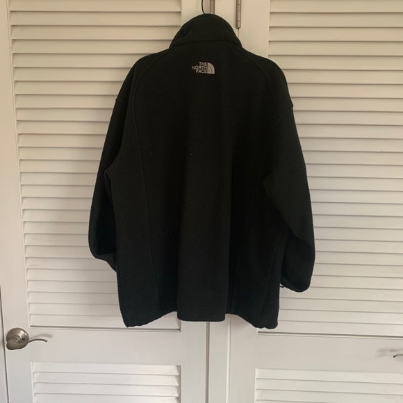 Men’s North Face black fleece front zip jacket - Picture 3 of 5